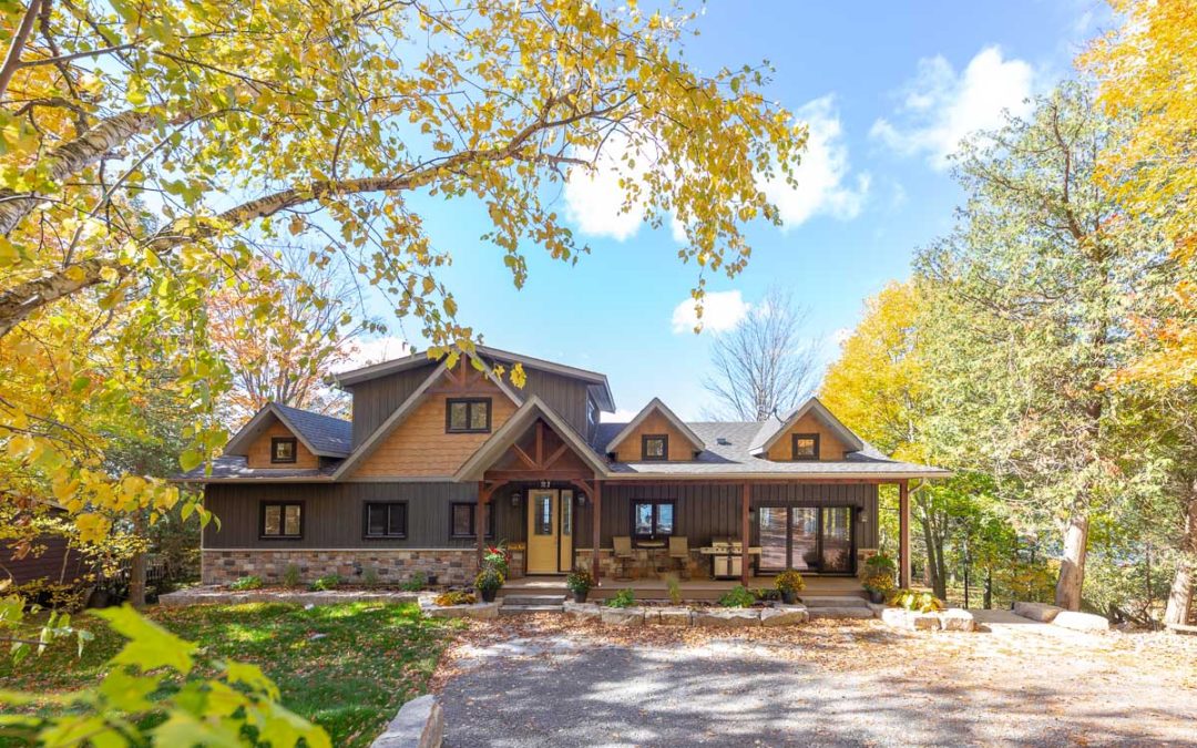 Our Top 12 Favourite Fall Activities at the Cottage
